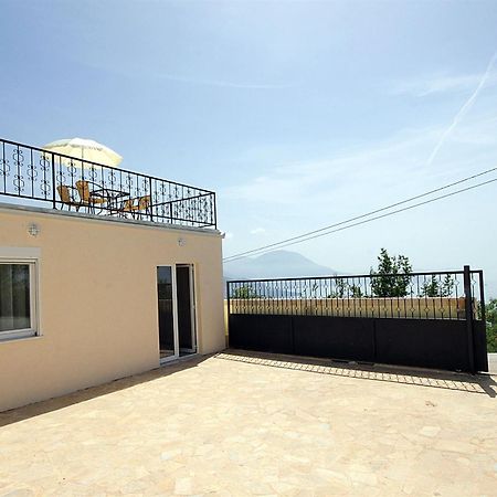 Apartments Oktopus Sutomore Εξωτερικό φωτογραφία