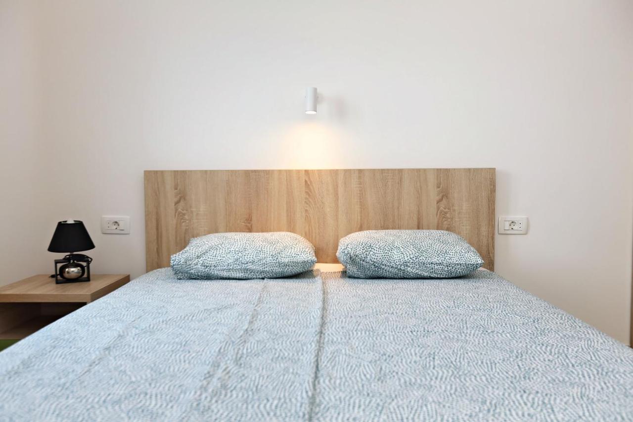 Apartments Oktopus Sutomore Εξωτερικό φωτογραφία