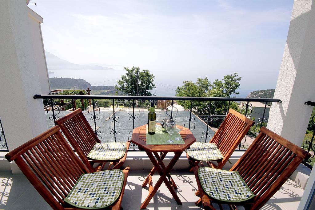 Apartments Oktopus Sutomore Εξωτερικό φωτογραφία