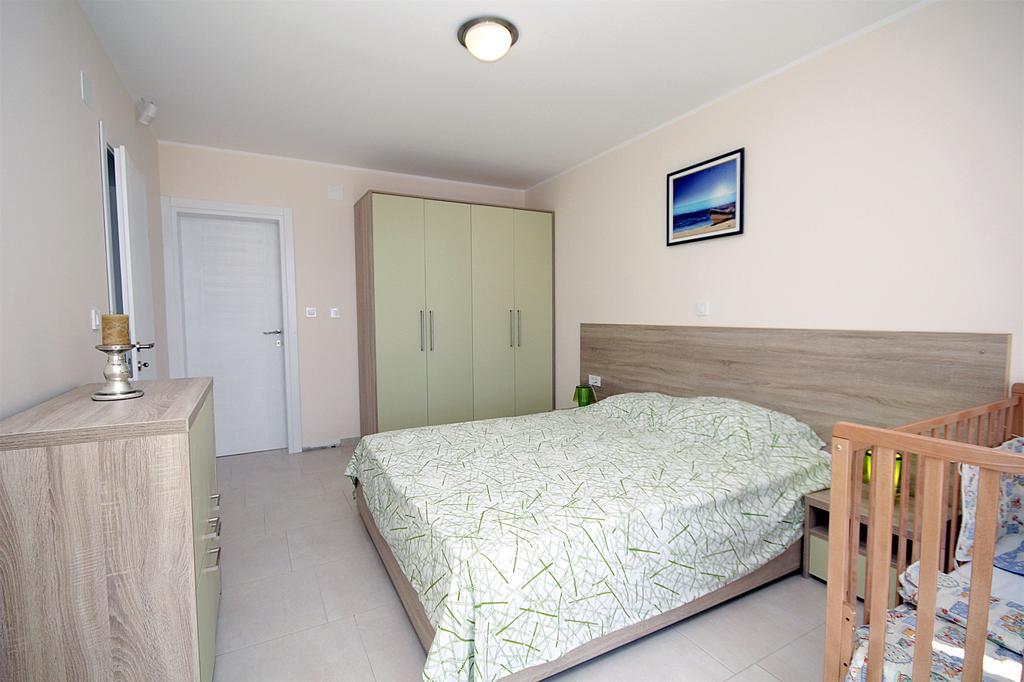 Apartments Oktopus Sutomore Εξωτερικό φωτογραφία