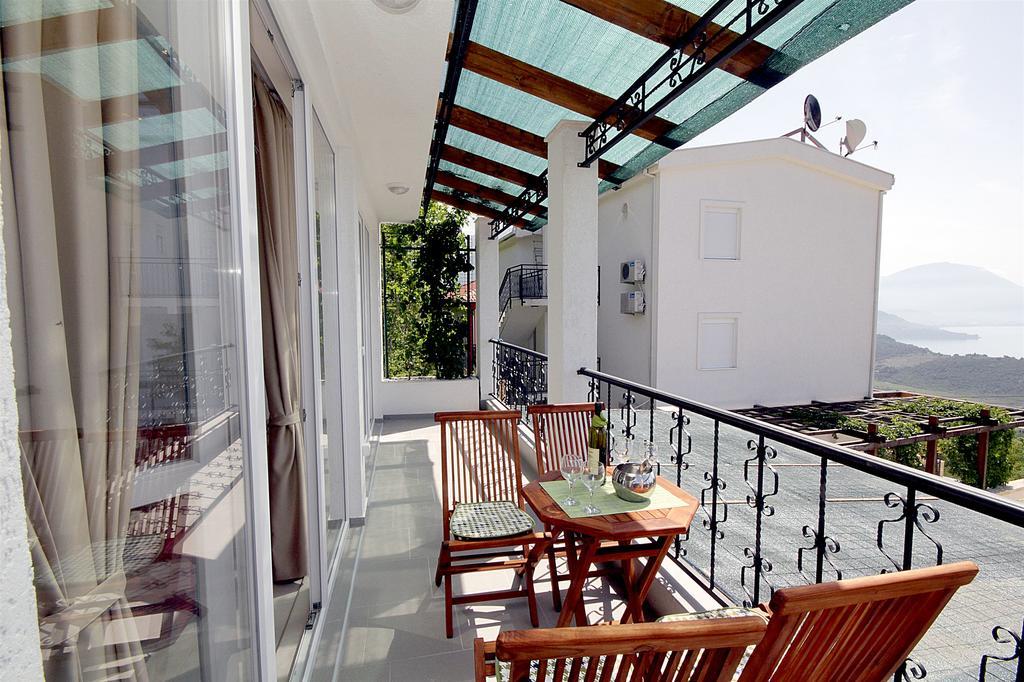Apartments Oktopus Sutomore Εξωτερικό φωτογραφία
