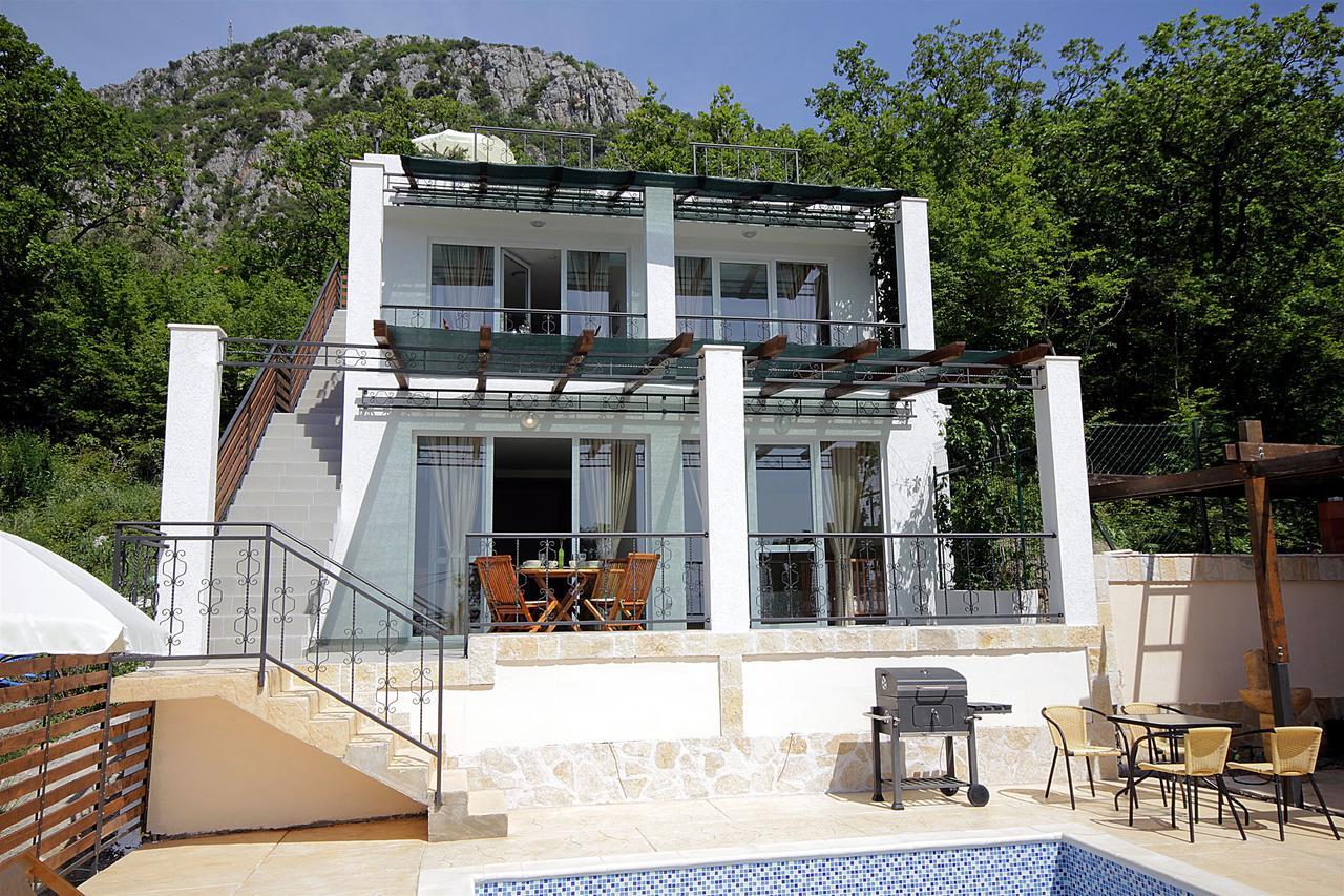 Apartments Oktopus Sutomore Εξωτερικό φωτογραφία